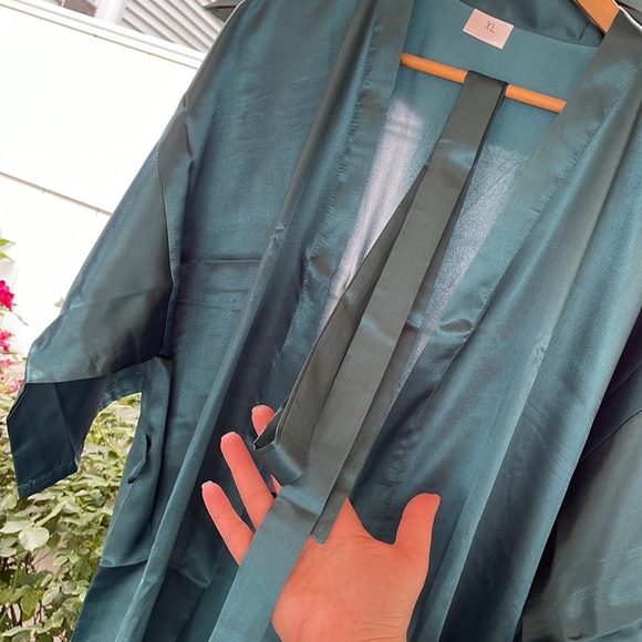 Women’s Green Satin Robe - Picture 7 of 14